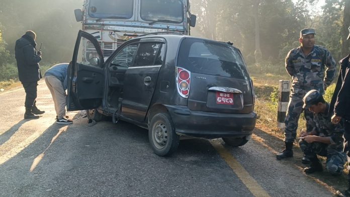 ट्रकमा कार ठोकिदा एकजना बृद्धको मृत्यु (2)
